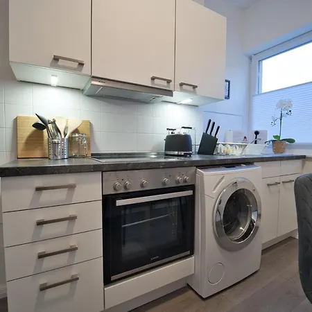Apartment Heju - Parking - Kitchen - Netflix - Kingsize Bett Lubeck